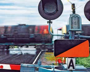 Firma Pilz instaluje kompletne wyposażenie przejazdu kolejowego w Goes (Holandia) 