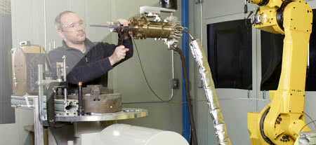 Trójwymiarowy natrysk metalowych proszków sposobem na naprawę części maszyn 