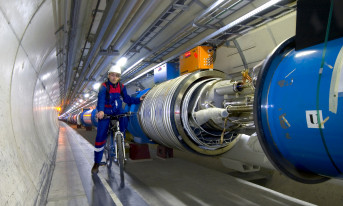 CERN chce mieć większy zderzacz
