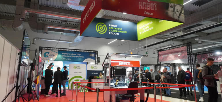 Dzikie karty, człowiek vs robot, zawody w skręcaniu - RENEX Group na Warsaw Industry Week 