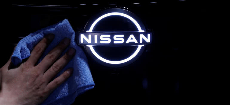 Nissan opracował technikę przyspieszającą produkcję komponentów z CFRP 