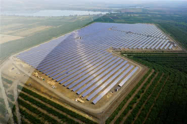 RWE uruchomiło farmę słoneczną na Węgrzech 