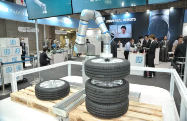 Universal Robots robi kolejny innowacyjny krok. Wprowadza na rynek nowego robota współpracującego o udźwigu 30 kg 