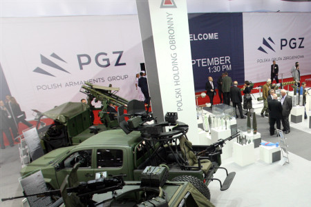 Polska Grupa Zbrojeniowa przejmie osiem spółek Polskiego Holdingu Obronnego