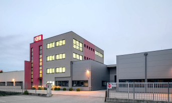 KEB objął 30% udziałów włoskiej firmy Brusatori