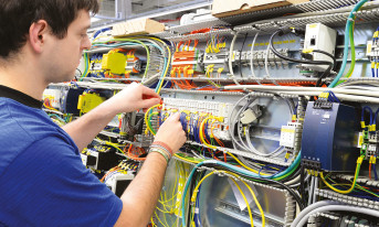 Elektrotechnika i rozdzielnice elektryczne