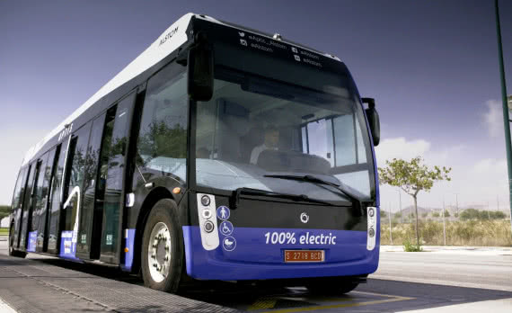 Alstom zaprezentował system zasilania naziemnego dla autobusów elektrycznych 