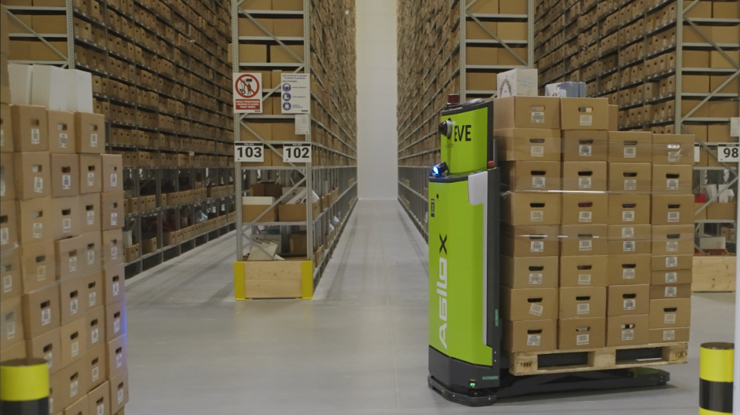 Jak Notino usprawniło intralogistykę w e-commerce dzięki robotom mobilnym