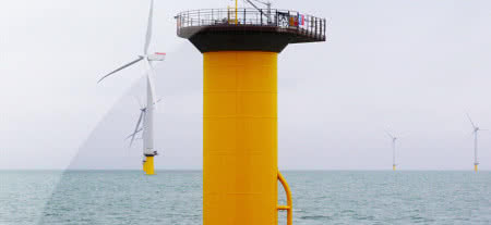 Największa morska farma wiatrowa na świecie rozpoczęła produkcję energii 