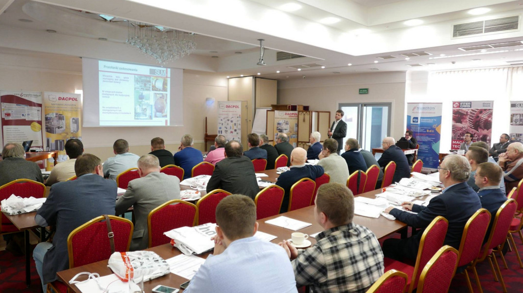 Dziesięć seminariów technicznych w 2017 roku