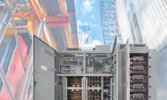 Przetwornice średniego napięcia Fuji Electric FRENIC4600 FM6e: efektywność i łatwy serwis