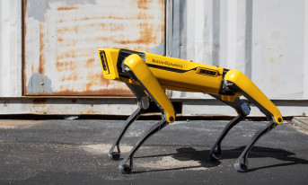 Boston Dynamics uruchamia komercyjną sprzedaż swoich robotów