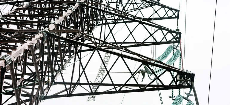 Linię przesyłową 400 kV Baczyna-Plewiska dla PSE wykona chińsko-polskie konsorcjum 
