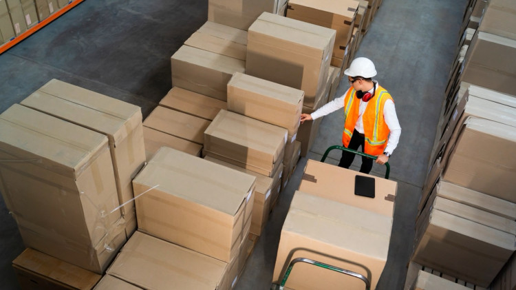 Koniec air-commerce. PPWR zmienia e-commerce i logistykę