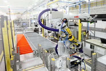 ABB inwestuje w robotykę w USA 