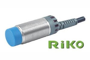 PSC1808-LV03 czujnik indukcyjny firmy RIKO z wyjściem analogowym.