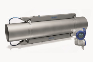 Ultradźwiękowy przepływomierz clamp-on Optisonic 6300 w nowej wersji z szynami ze stali nierdzewnej