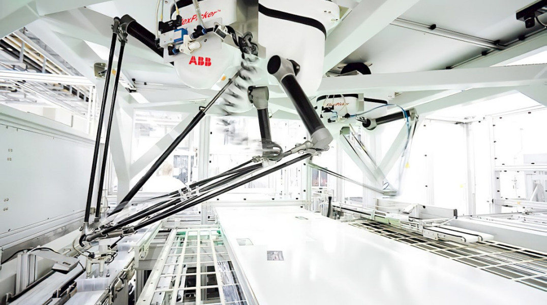 Elastyczny robot delta do szybkich systemów pakowania i sortowania