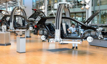 Volkswagen będzie robotyzował produkcję