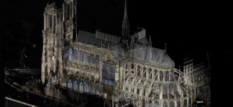 Cyfrowy model Notre Dame pozwoli na odbudowę katedry 