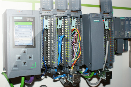 Siemens wprowadza nową generację sterowników Simatic