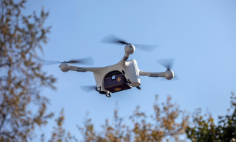 UPS rozszerza program dostaw za pomocą dronów