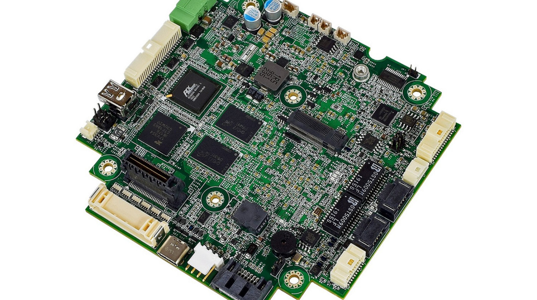 Komputer formatu PC/104 z wbudowanym modułem TPM 2.0