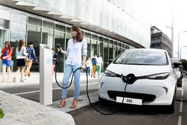 Najwięcej elektrycznych samochodów jeździ we Francji 