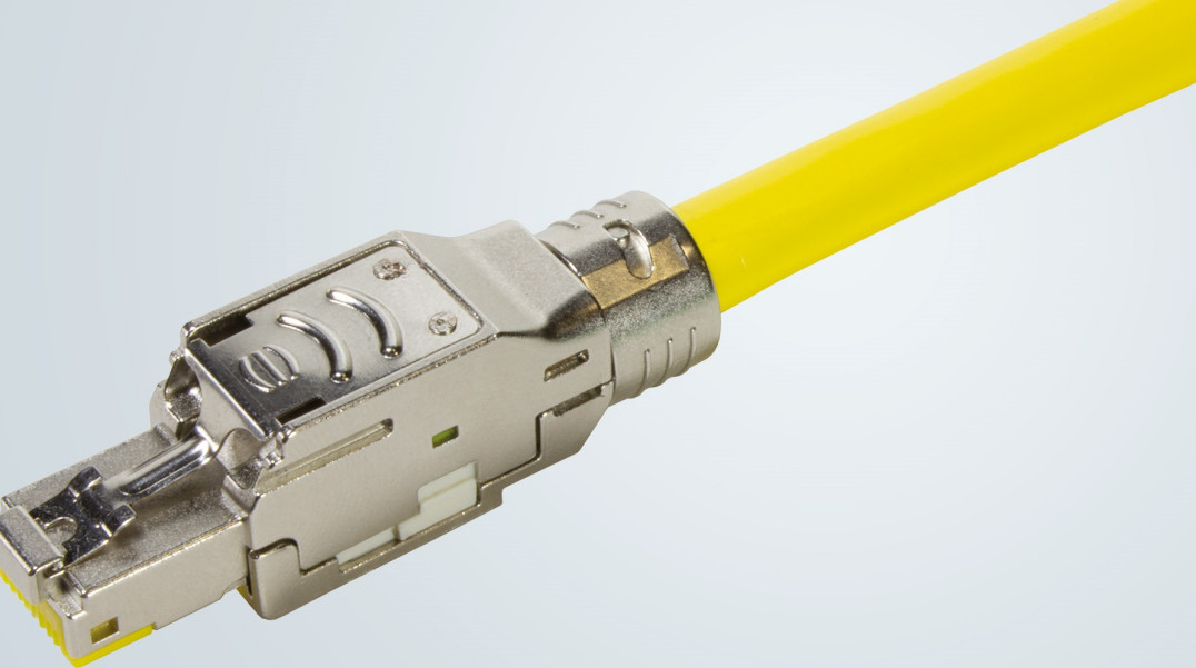 Przemysłowe złącza ethernetowe RJ Industrial MultiFeature do montażu w terenie bez użycia narzędzi
