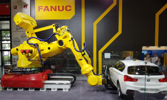 FANUC dostarczy 3500 robotów dla BMW Group