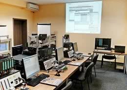 Szkolenie SIMATIC PCS7 - konfiguracja i obsługa systemu cz. 2 (EN--PCS7B) 