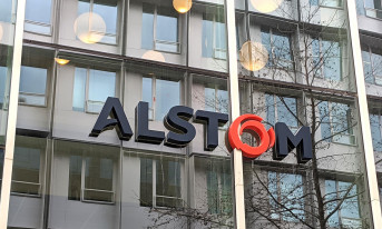 Alstom i Politechnika Warszawska będą współpracować przy kształceniu inżynierów sektora kolejowego