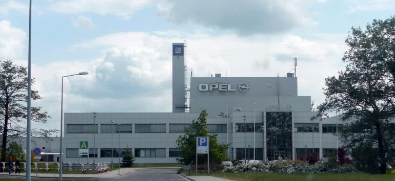 Gliwicki Opel nadal redukuje zatrudnienie 