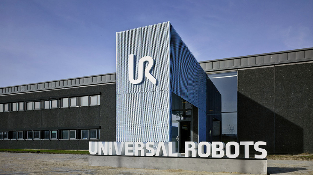 Ruszyła Akademia Universal Robots