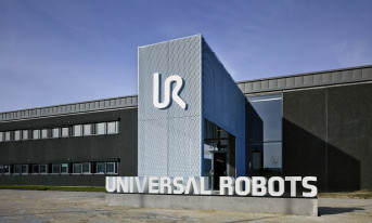 Ruszyła Akademia Universal Robots