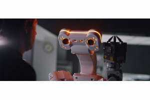 Epson WorkSense W-01 – gdy brakuje rąk do montażu detali