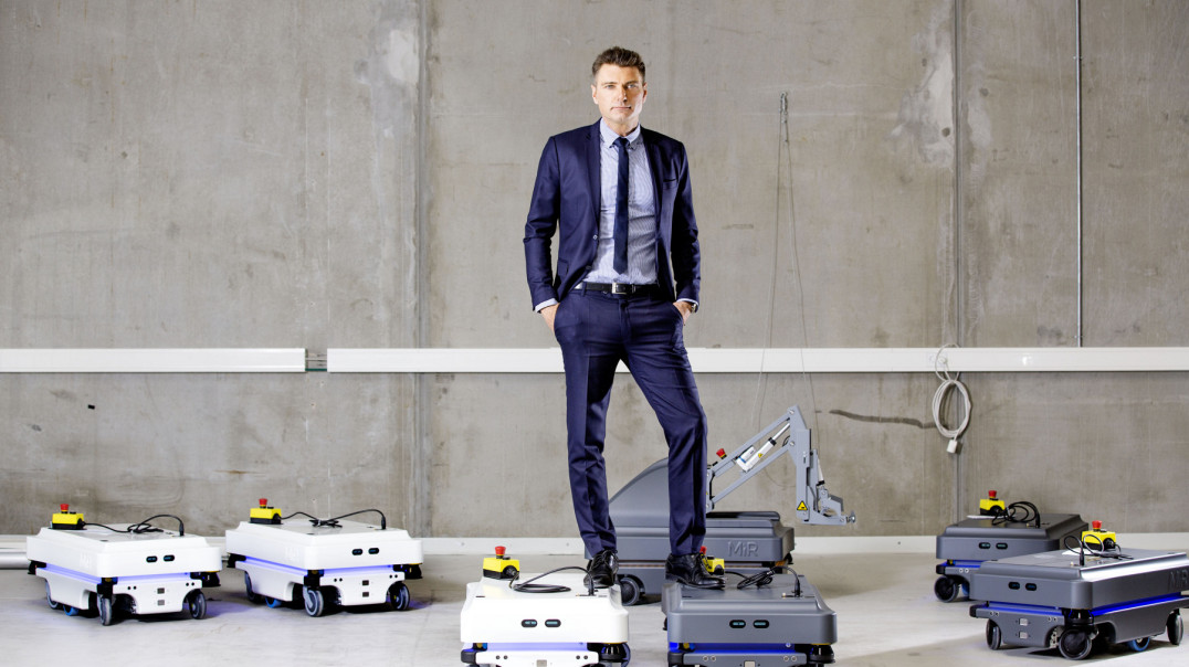 Mobile Industrial Robots uruchamia MiR Finance - program leasingowy "Robot as a Service"