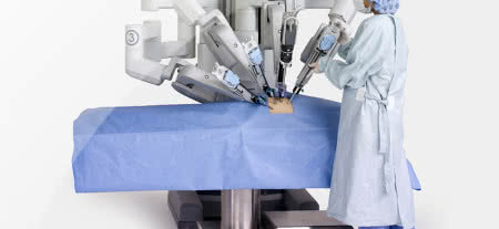 Roboty w medycynie będą coraz popularniejsze 