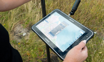 Funkcja precyzyjnego pozycjonowania RTK w tabletach serii Algiz RT10, Nautiz X81 i Nautiz X6