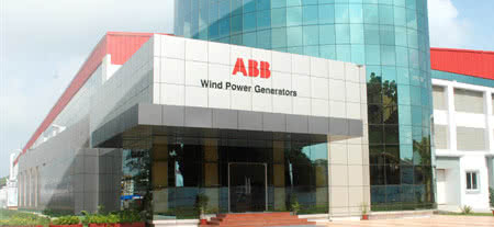 ABB otwiera czwartą fabrykę generatorów do turbin wiatrowych 