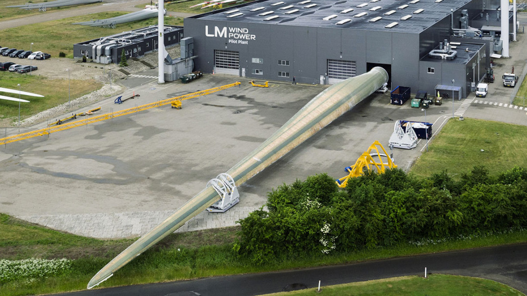 GE przejmuje producenta łopat do elektrowni wiatrowych LM Wind Power