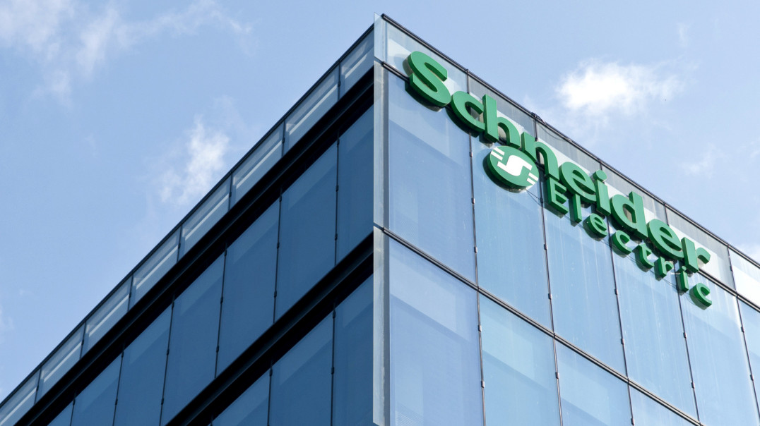 Schneider Electric dąży do neutralności  pod względem emisji dwutlenku węgla