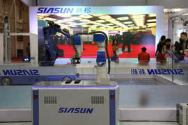 Chiny uruchamiają fabrykę robotów działającą w standardzie Industry 4.0 