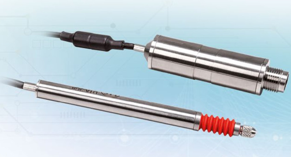 Indukcyjny czujnik przesunięcia liniowego o zakresie pomiaru do ±10 mm i powtarzalności 1,5 µm