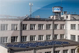 RWE zainstalowało panele słoneczne 