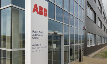 ABB pozbywa się biznesu falowników solarnych