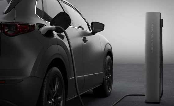 Mazda zawarła umowę z GreenWay Polska 