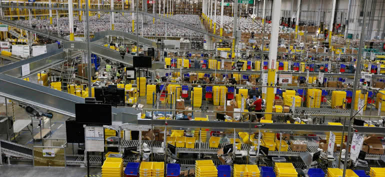Amazon zainwestował 100 mln dolarów w infrastrukturę logistyczną 