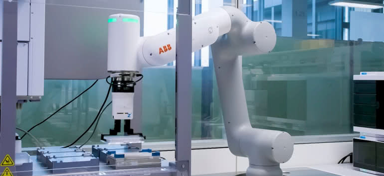 ABB i Agilent Technologies łączą siły w automatyzacji laboratoriów 