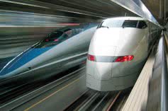 Systemy informacji pasażerskiej i monitoringu w pociągach 
